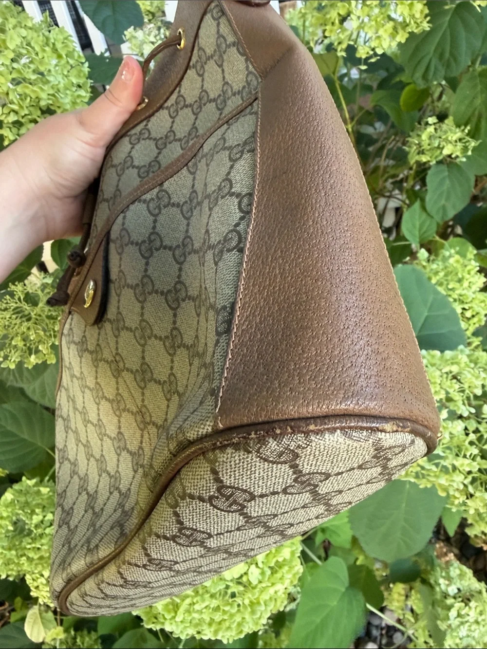 Vintage Gucci monogram canvas drawstring bucket bag 🌟 READ DISCRIPTION